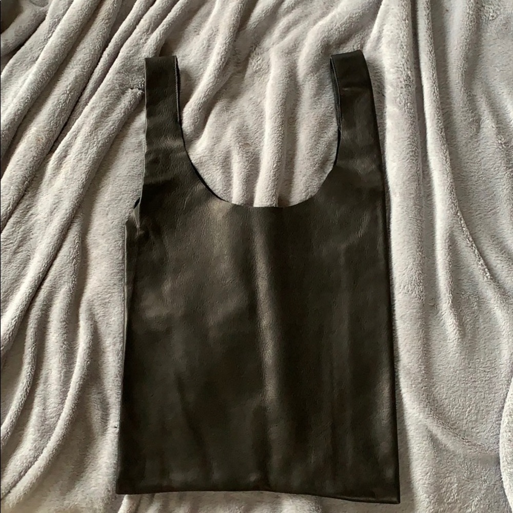 BAGGU black leather bag